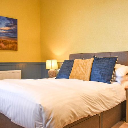 The Dunstanburgh Castle Hotel Ембълтън Екстериор снимка