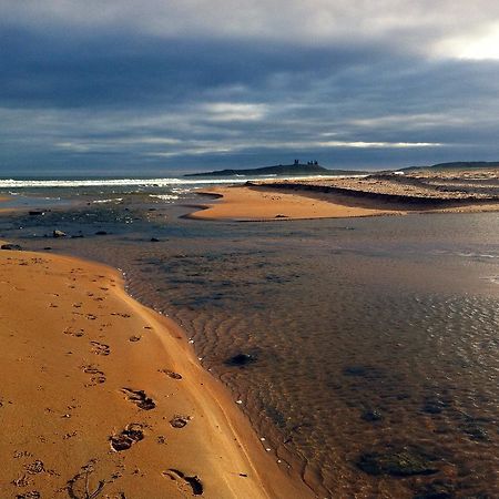 The Dunstanburgh Castle Hotel Ембълтън Екстериор снимка
