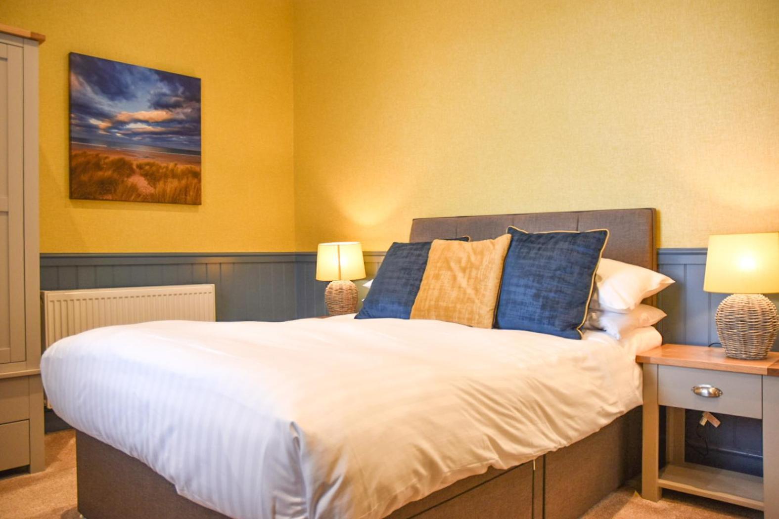 The Dunstanburgh Castle Hotel Ембълтън Екстериор снимка