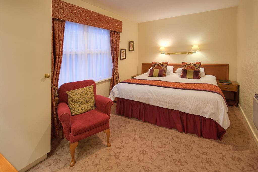 The Dunstanburgh Castle Hotel Ембълтън Екстериор снимка